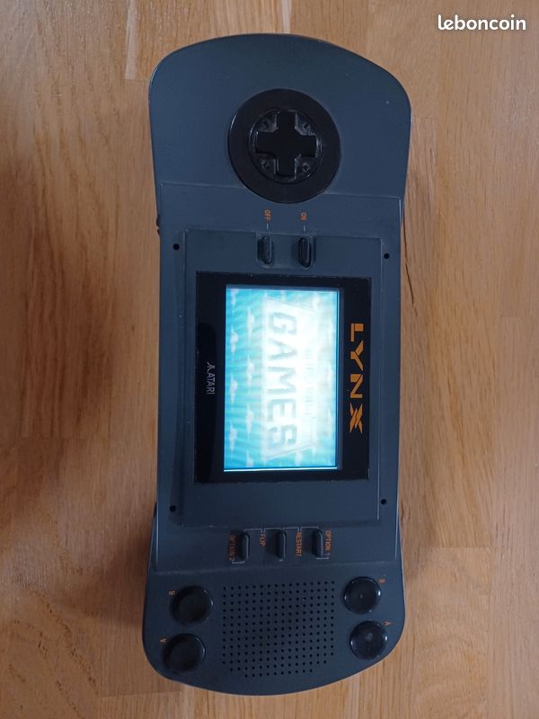 Console De Jeu Portable Atari Lynx (modèle II) - Neuve Sous Blister - Couleur Gris Foncé - Region Free