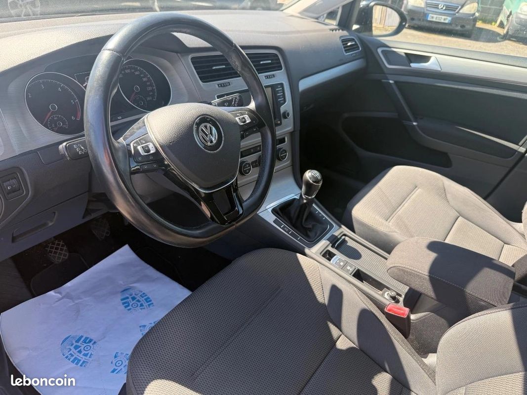 Volkswagen Golf BREAK 1.6 TDI 110 BLUEMOTION CONFORT LINE (image 9)