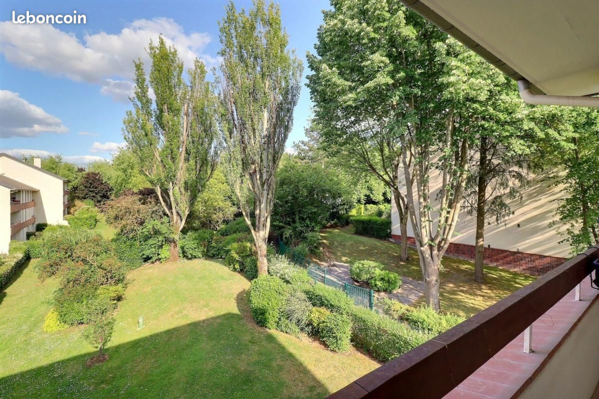 Appartement 7 pièces 207 m² · à Louveciennes · 207 m² · 695 000 €