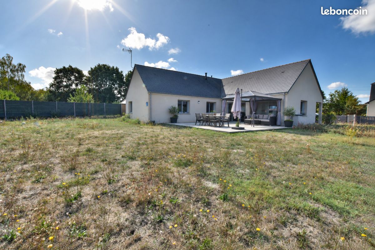 Maison 6 pièces 126 m² · à Jarzé Villages · 126 m² · 279 900 €