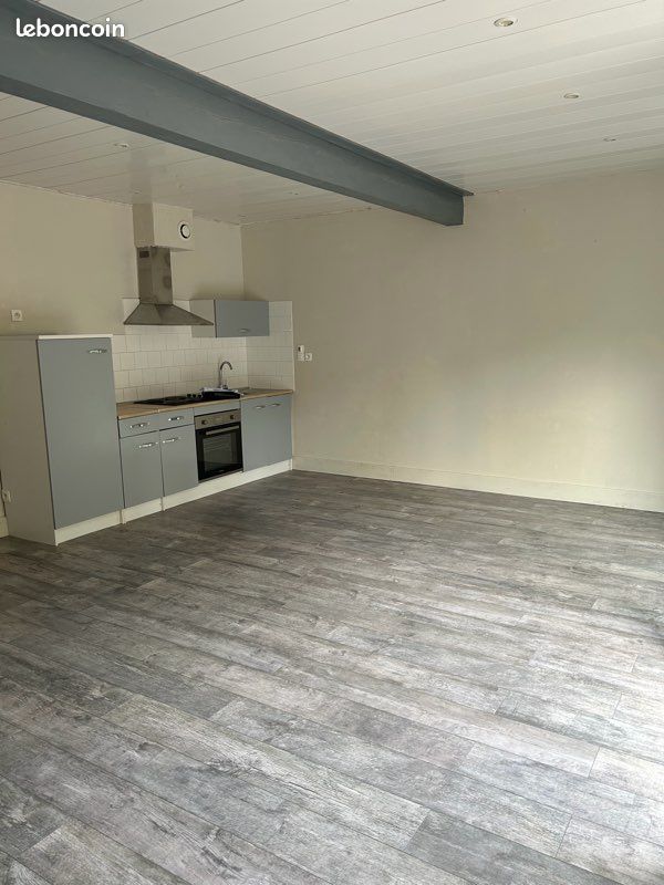 Appartement 3 pièces 55 m² · à Angoulême · 55 m² · 560 €