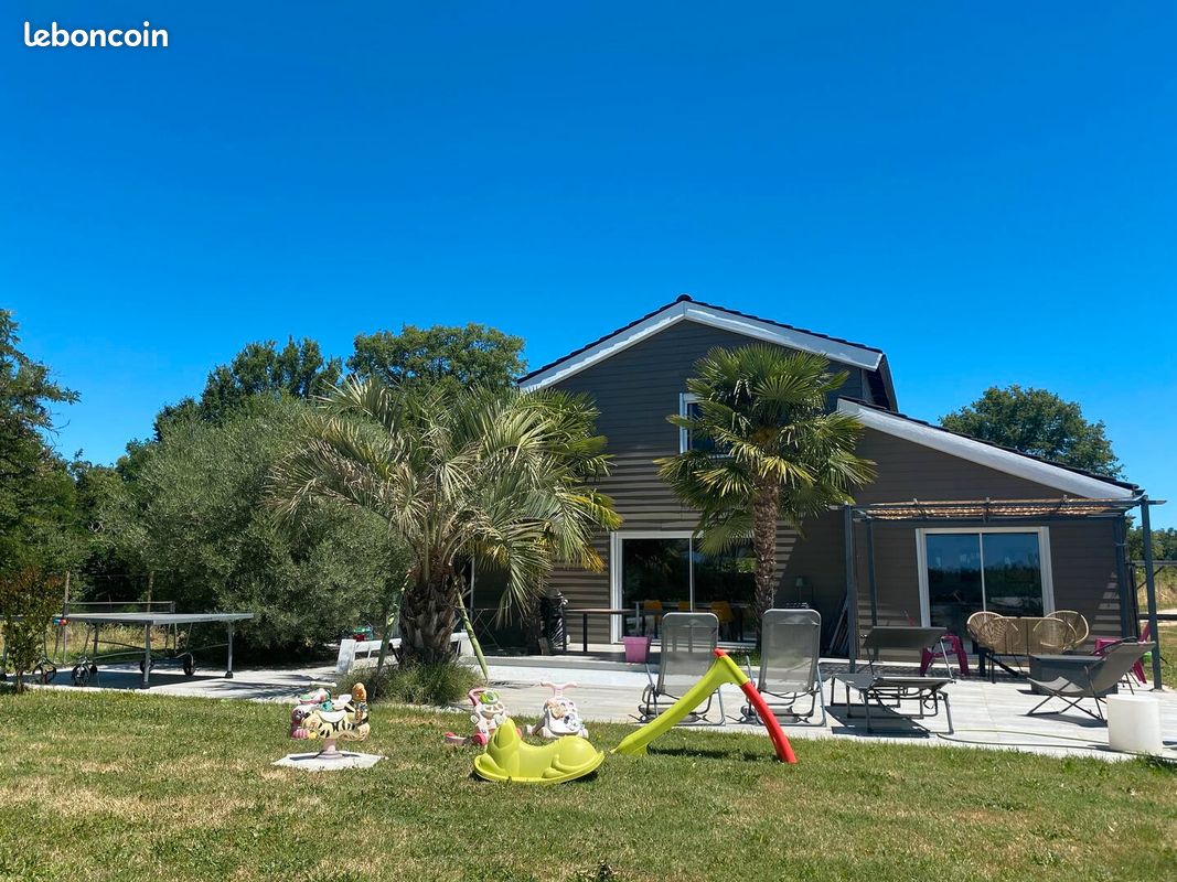 Maison 5 pièces 140 m² · à Saint-Julien-de-Lampon · 140 m² · 289 000 €