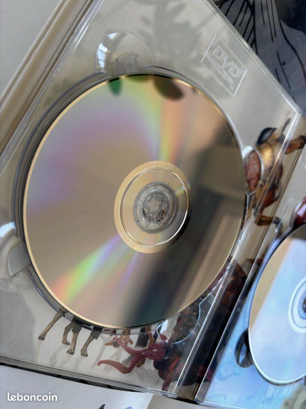Lot de 5 DVD avec boite cartonné (image 7)