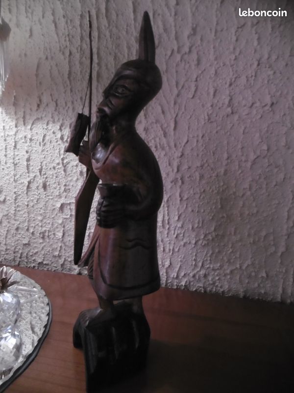 Statuette asiatique en bois - pecheur (image 3)