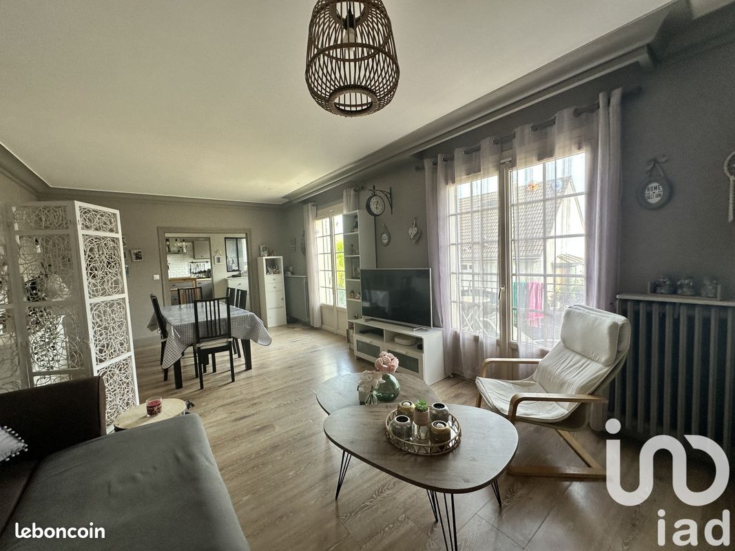 Maison 6 pièces 138 m² · à Notre-Dame-d'Oé · 138 m² · 330 000 €
