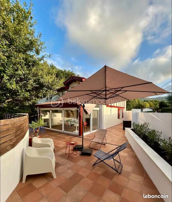 Maison 3 pièces 85 m² · à Urrugne · 85 m² · 402 000 €