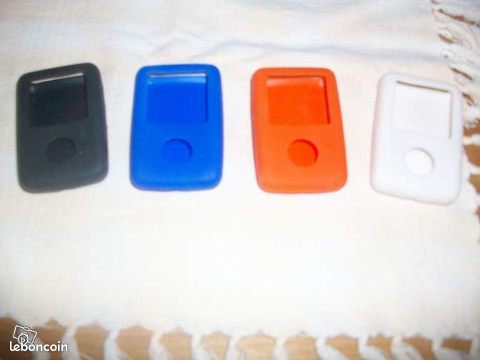 Lot 4 coques en silicone pour mp3 (image 1)