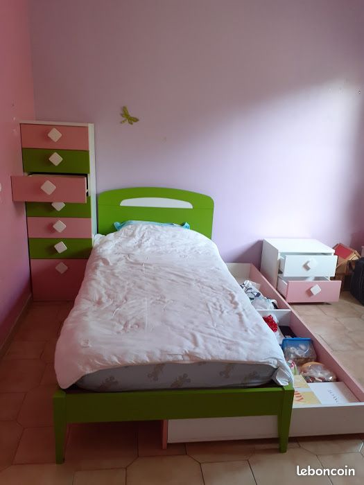 Chambre à coucher fille (image 3)