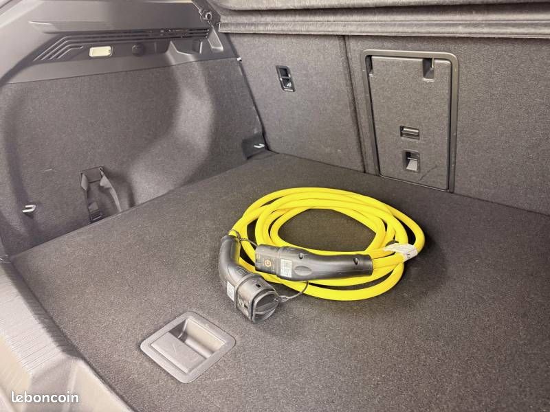 Volkswagen ID.4 170 ch Pure (image 11)