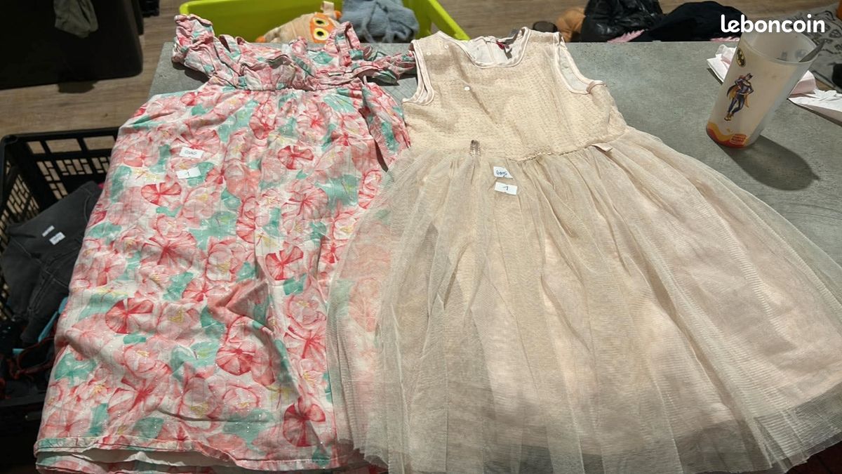 Robe enfant 4ans (image 1)