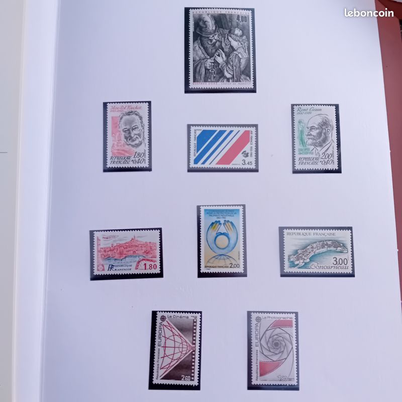 Timbres - Collection philatélique 1983 (image 1)
