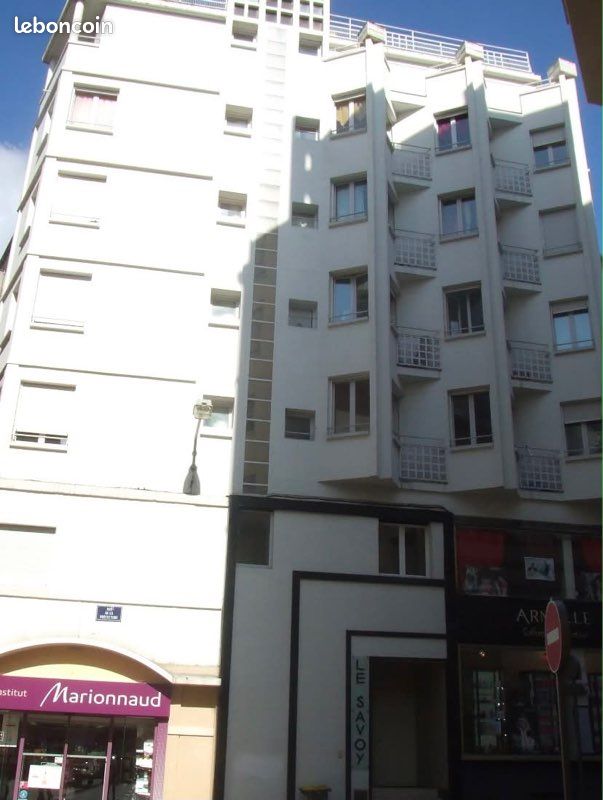 Appartement 1 pièce 13 m² · à Clermont-Ferrand · 13 m² · 375 €