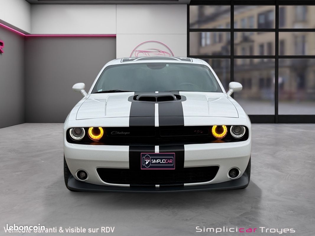 DODGE CHALLENGER SRT 392 6.4 "IMMAT FRANCE PAS DE MALUS" SCAT PACK SHAKER 492Ch Garantie 12 mois (image 8)