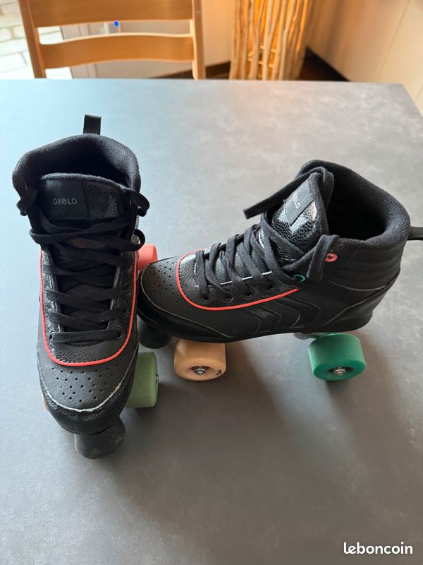 Patins à Roulettes T.36 (image 1)