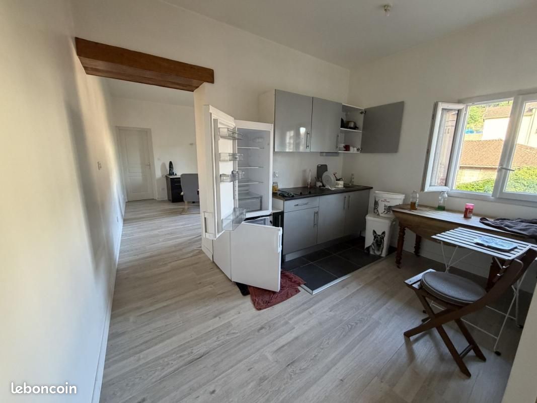 Appartement 2 pièces 41 m² · à Chalamont · 41 m² · 550 €