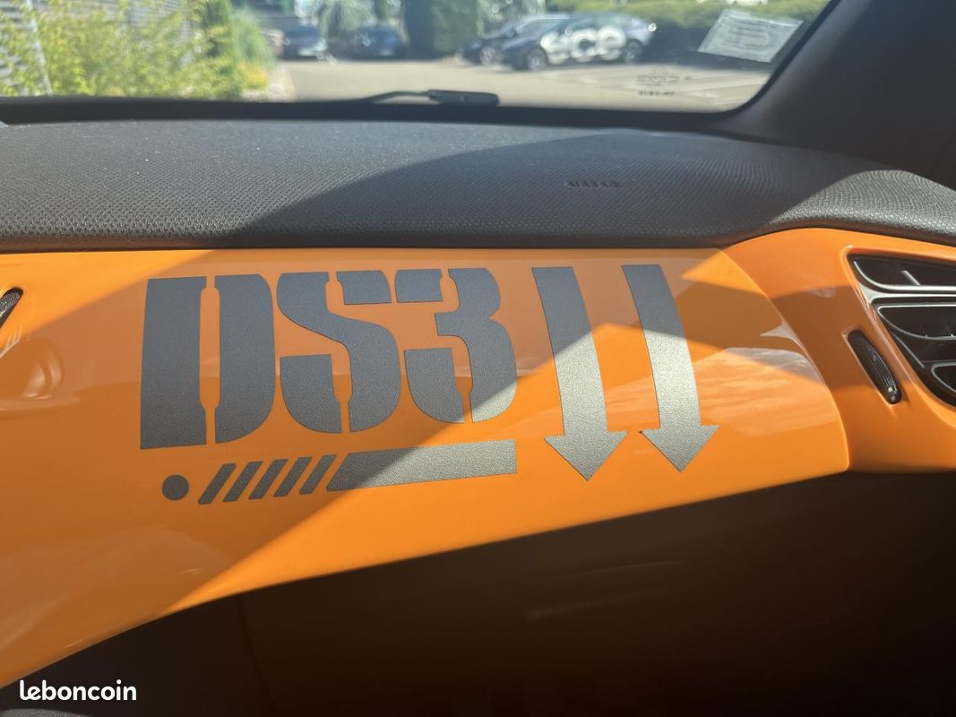 DS DS 3 1.6 THP 16V - 202 BERLINE Racing (image 20)
