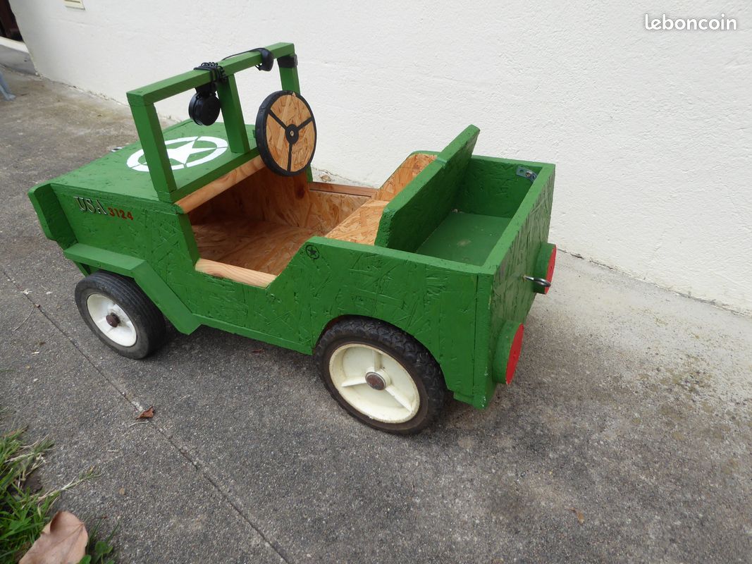 Voiture jouet sans pédales style jeep D Day pour enfant (image 3)