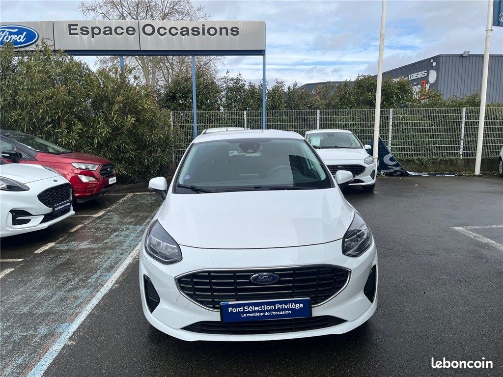 Ford Fiesta VII 1.0 FLEXIFUEL 95 CH S&S BVM6 Titanium Business (image 3)