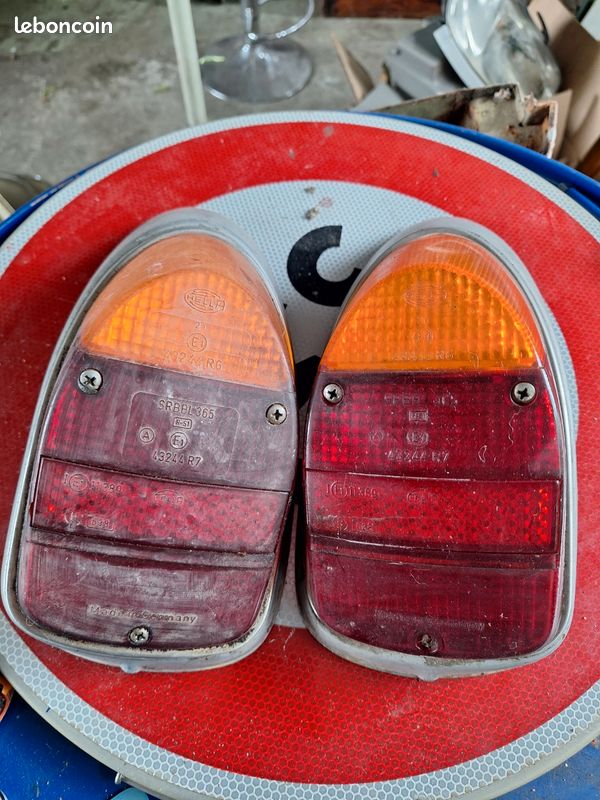 Feux arriere vw cox 1300 (image 1)