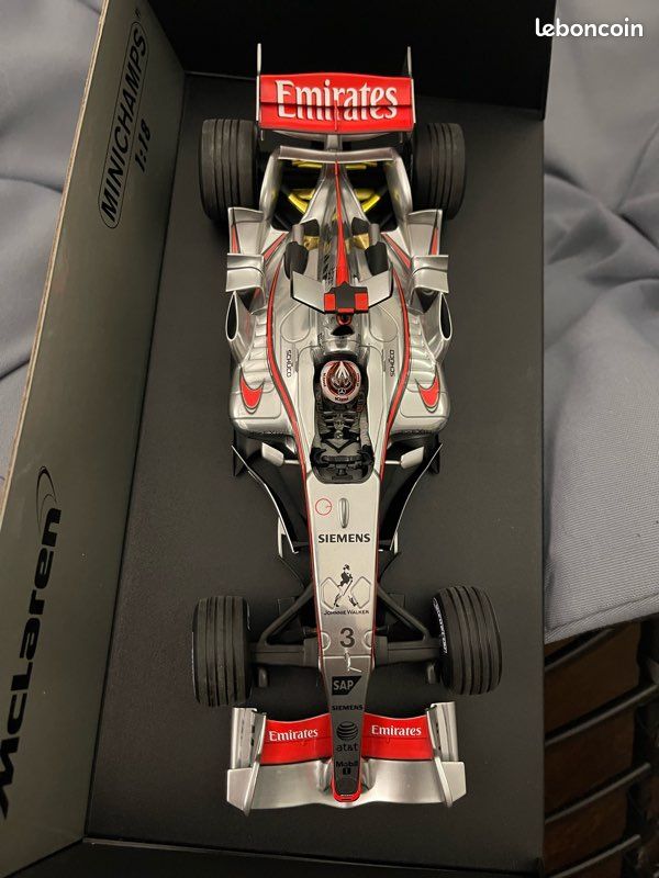 Minichamps 1:43 - 2 - Coche a escala - McLaren Mercedes MP 4/14 #2