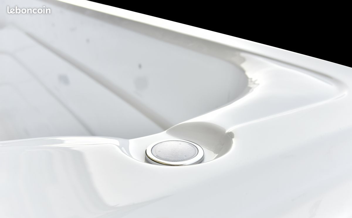 Spa de Nage 5.8m Haut de Gamme – 3 places + nage à contre-courant – Comme neuf (image 13)