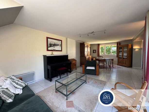 Propriété 7 pièces 160 m²