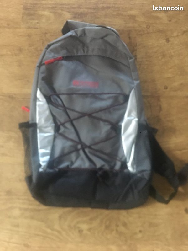 Sacs à dos Kappa, O'Neill, Oxbow, Converse, Rossignol, Vola (image 10)