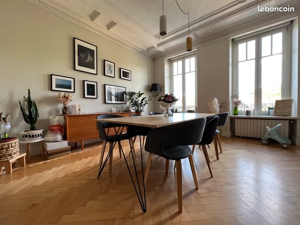 Grand appartement t4 de caractere lumineux avec terrasse a louer epinal 88000