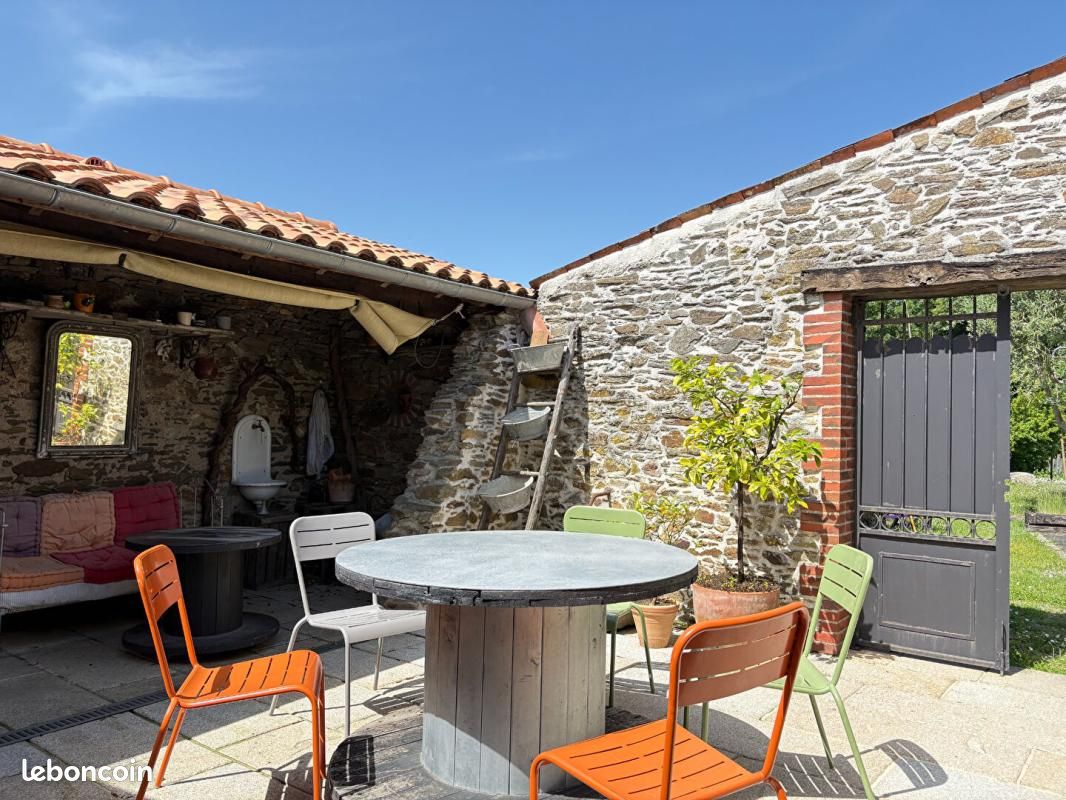 Maison 7 pièces 154 m² · à La Haie-Fouassière · 154 m² · 467 000 €