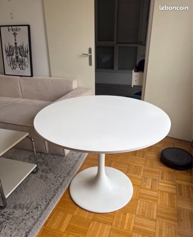 Table à manger ronde (image 1)