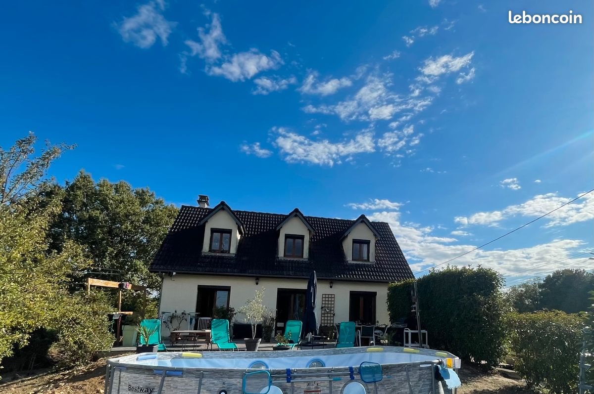 Maison 8 pièces 220 m² · à Subligny · 220 m² · 275 000 €