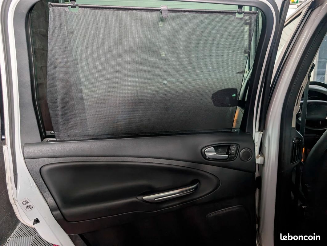 FORD GALAXY II 2.2 TDCI 200 FAP Titanium 7 places (image 32)