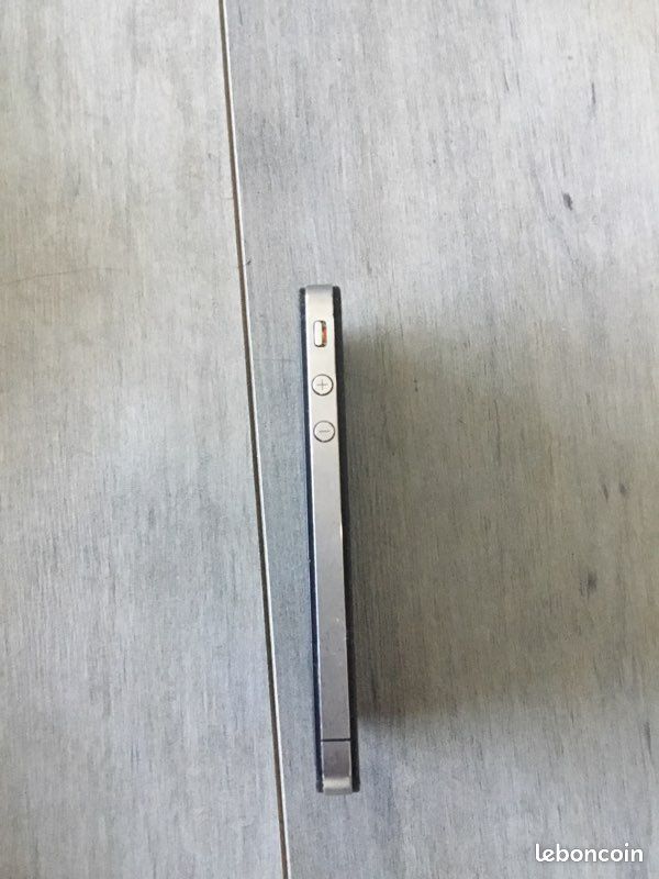 IPhone 4 pour pièce (image 2)