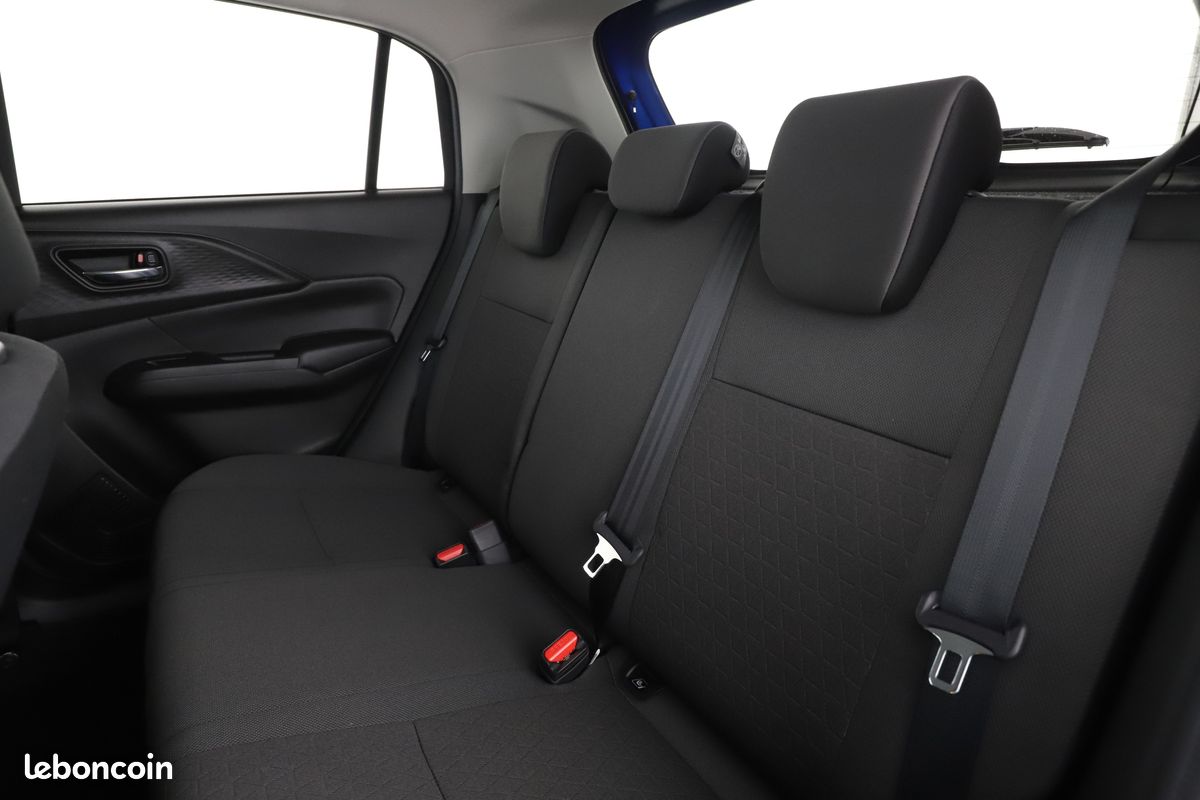 Suzuki Swift V 1.2 DualJet Hybrid Pack Auto 83 ch (image 8)