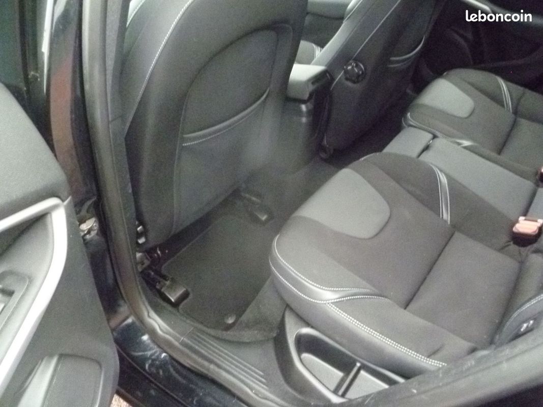 Volvo V40 1.6 D2 115CH MOMENTUM BUSINESS BV6 (image 6)