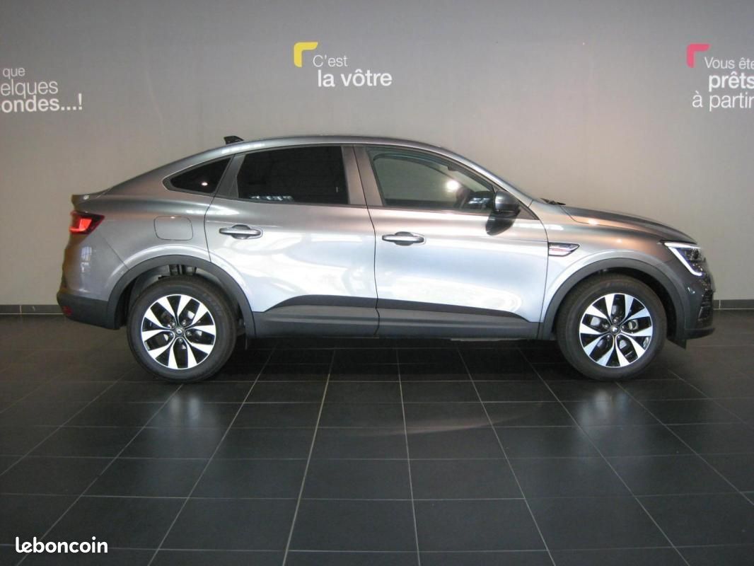 Renault Arkana E-Tech hybride 145 - 22 Evolution (image 5)