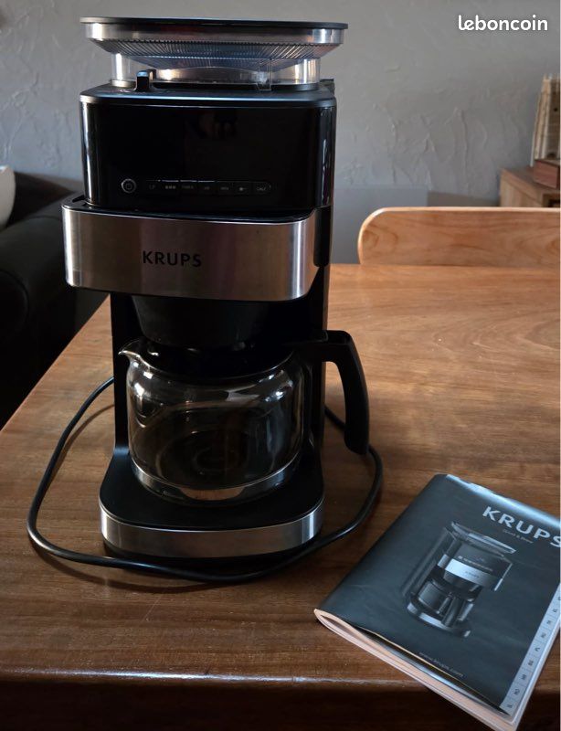 Cafetière à grains (image 1)