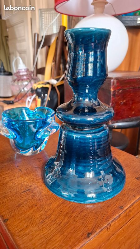 Bougeoir Vintage en Verre Délicat Bleu Roi, Bougeoir