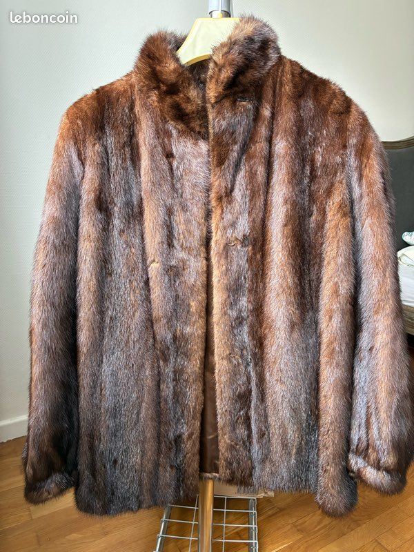 Veste En Fourrure De Vison Marron - Taille M, Col Montant - Occasion En Très Bon état