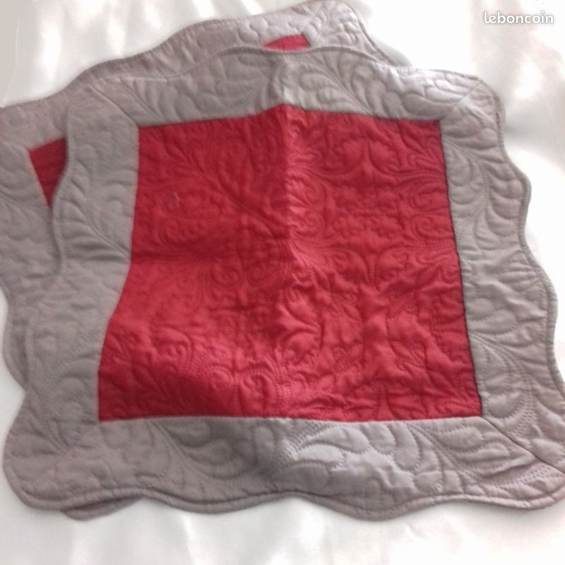 2 housses coussins boutis - couleur montagne pour fred olivier - 45x45cm - neuves (image 5)