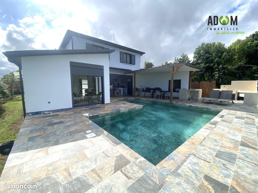 Maison 6 pièces 149 m² · à Saint-Pierre · 149 m² · 598 500 €