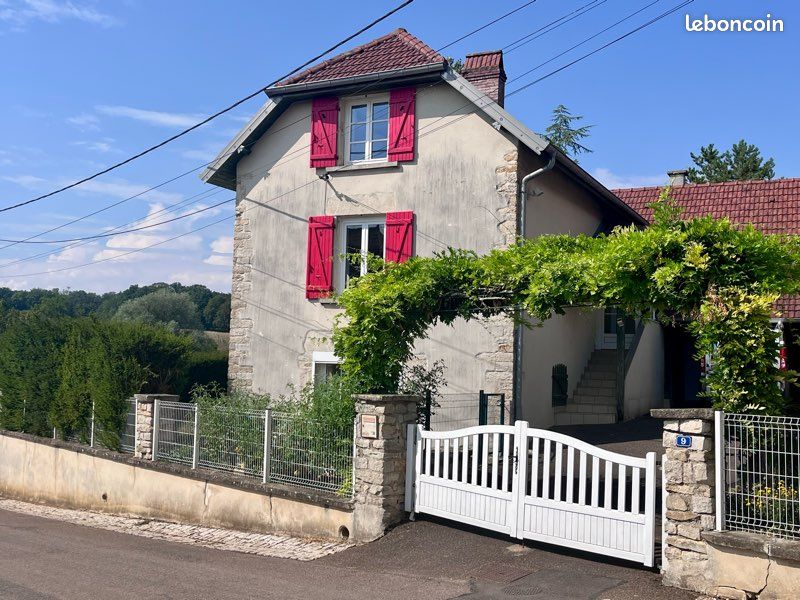 Maison 6 pièces 185 m² · à Vy-lès-Rupt · 185 m² · 185 000 €