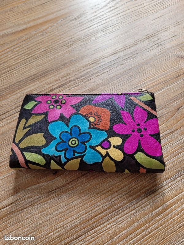 Portefeuille avec motifs floraux. Article Neuf (image 2)