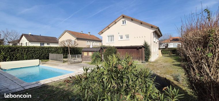 Maison 7 pièces 143 m²