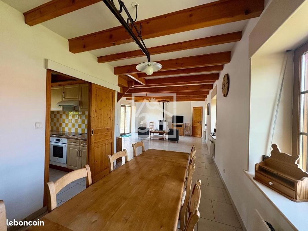Maison 11 pièces 305 m² · à Rety · 305 m² · 785 000 €