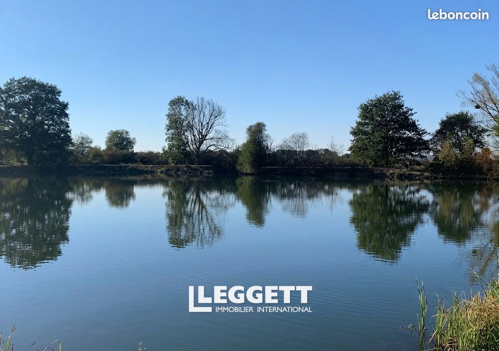 Terrain 10270 m² · à Saint-Pierre-les-Bois · 46 600 €