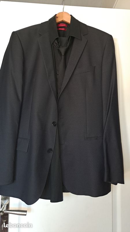 Vend costume HUGO BOSS T XL 52 (image 2)