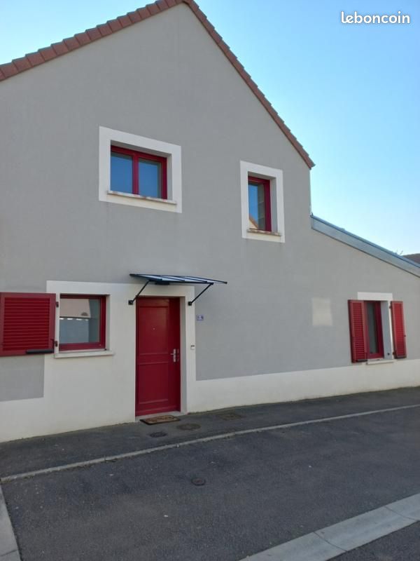 Maison 4 pièces 115 m² · à Auxerre · 115 m² · 894 €