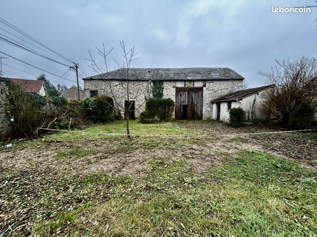 Maison 1 pièce 85 m² · à Blaru · 85 m² · 96 000 €