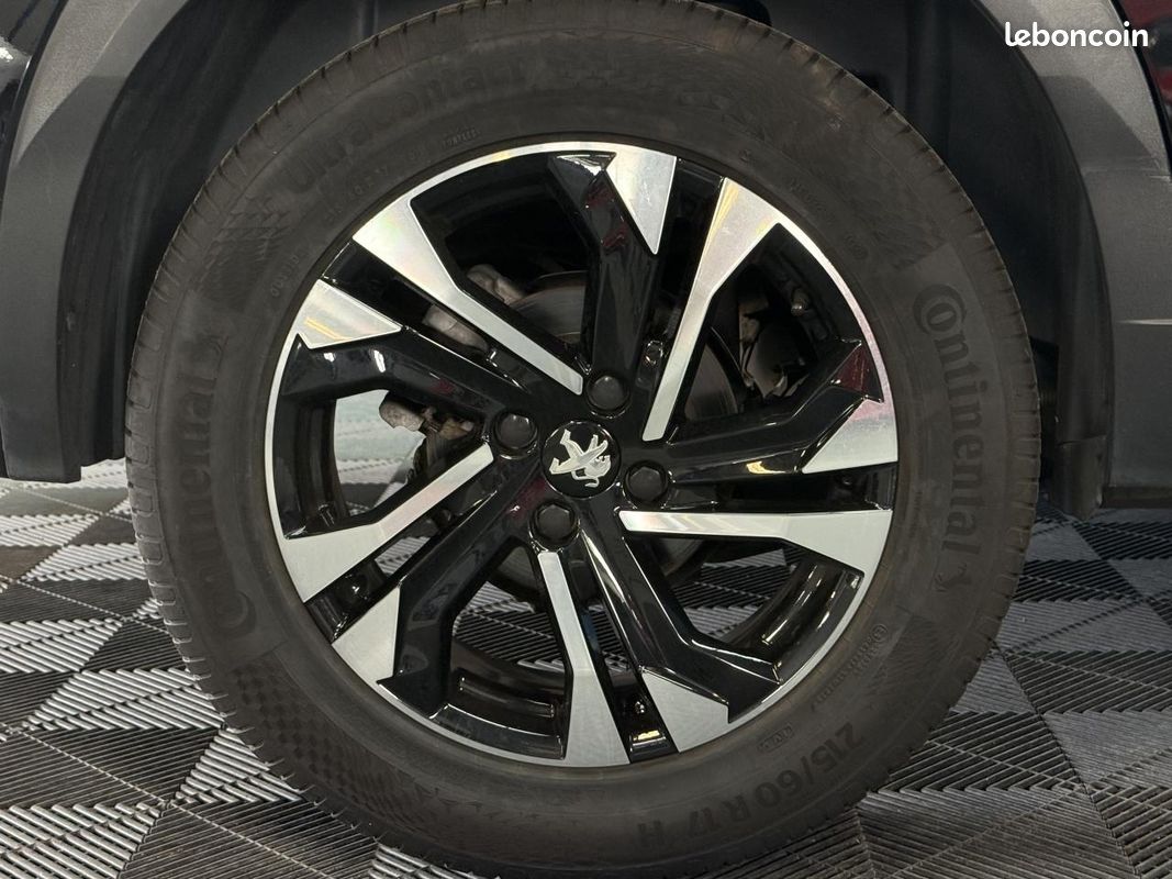 PEUGEOT 2008 1.5 BlueHDi S&S - 100 II 2019 Allure PHASE 1 (image 27)